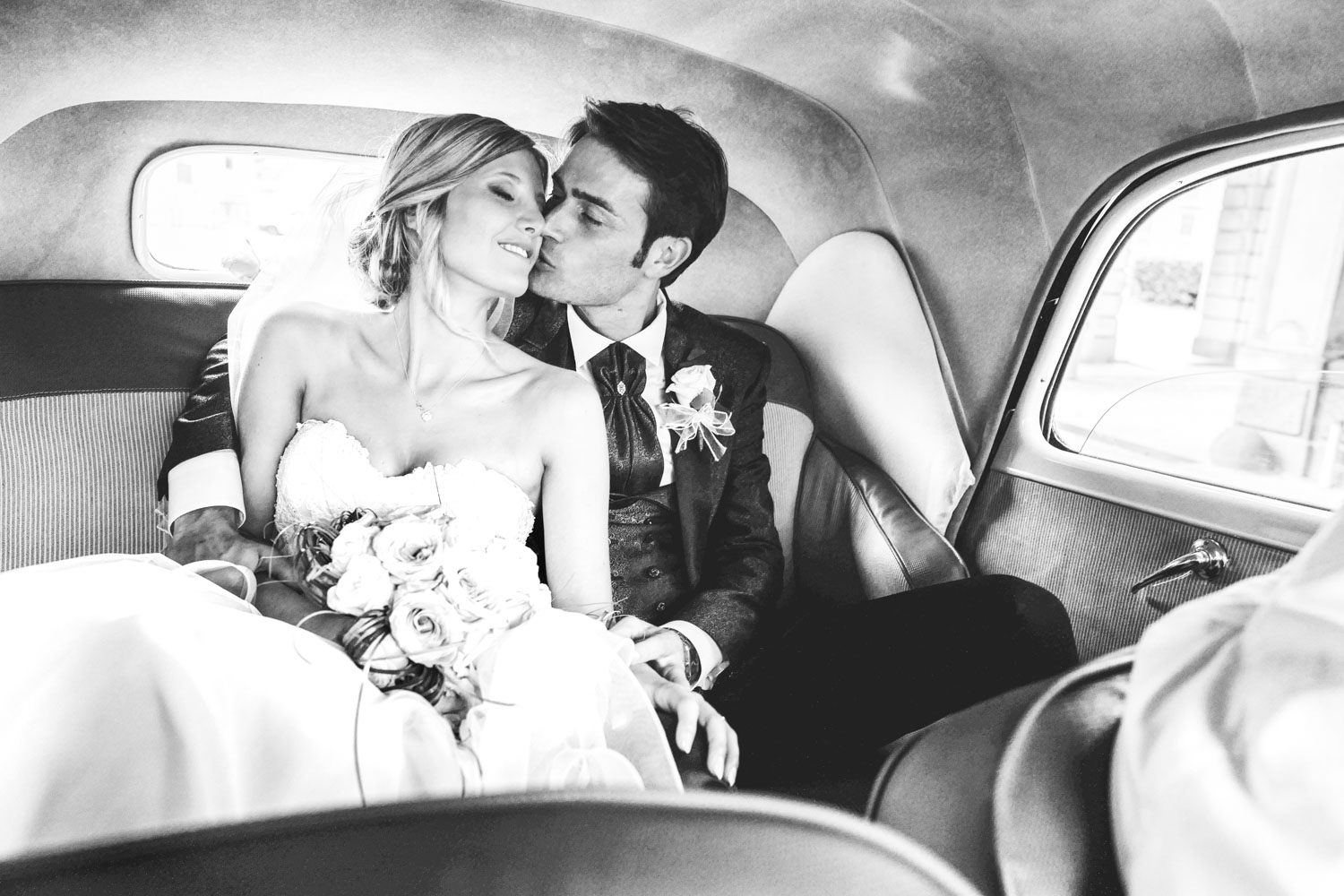 48- monica sica_art foto_fotografo matrimonio_torino_ristorante_location_wedding_castello di canalis_cumiana - 048L1240428